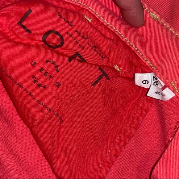 Loft by Ann Taylor Made & Loved straight cropped salmon/red colored jeans size 6 - Picture 3 of 15